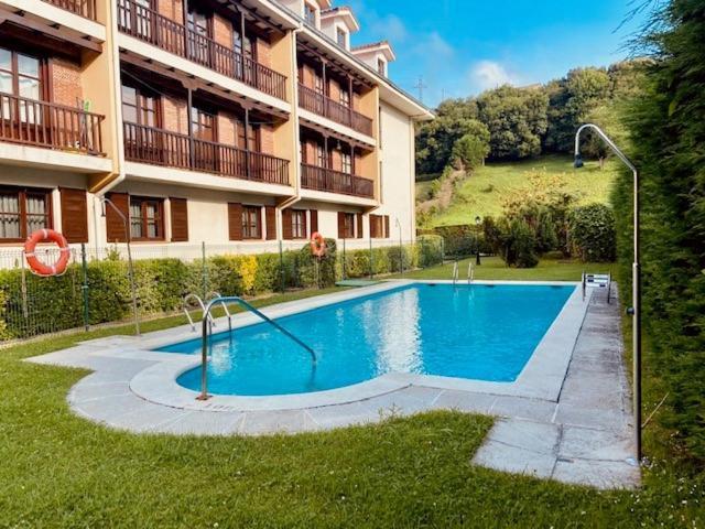 Apartamentos Club Condal Comillas Eksteriør billede